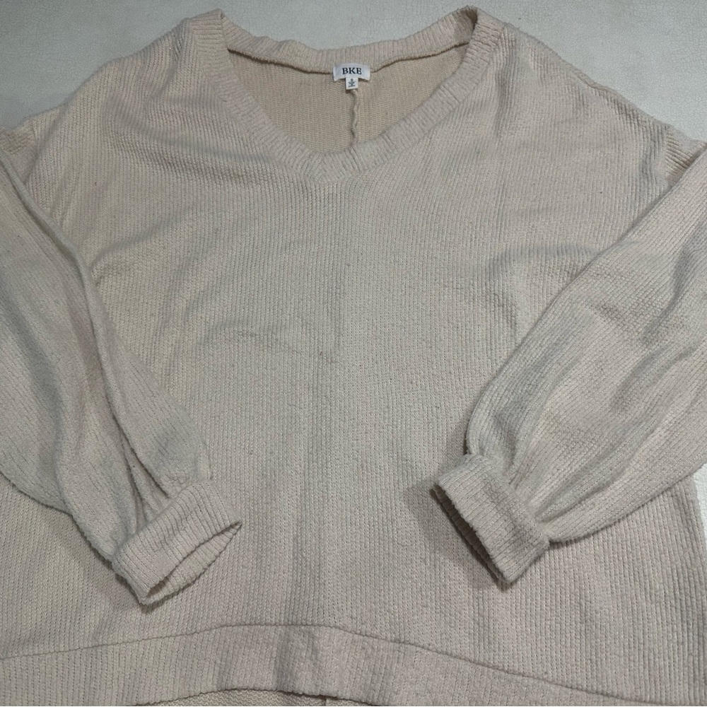 Buckle BKE Women's Long Sleeve Cream  Sweater Pullover Oversized Relaxed